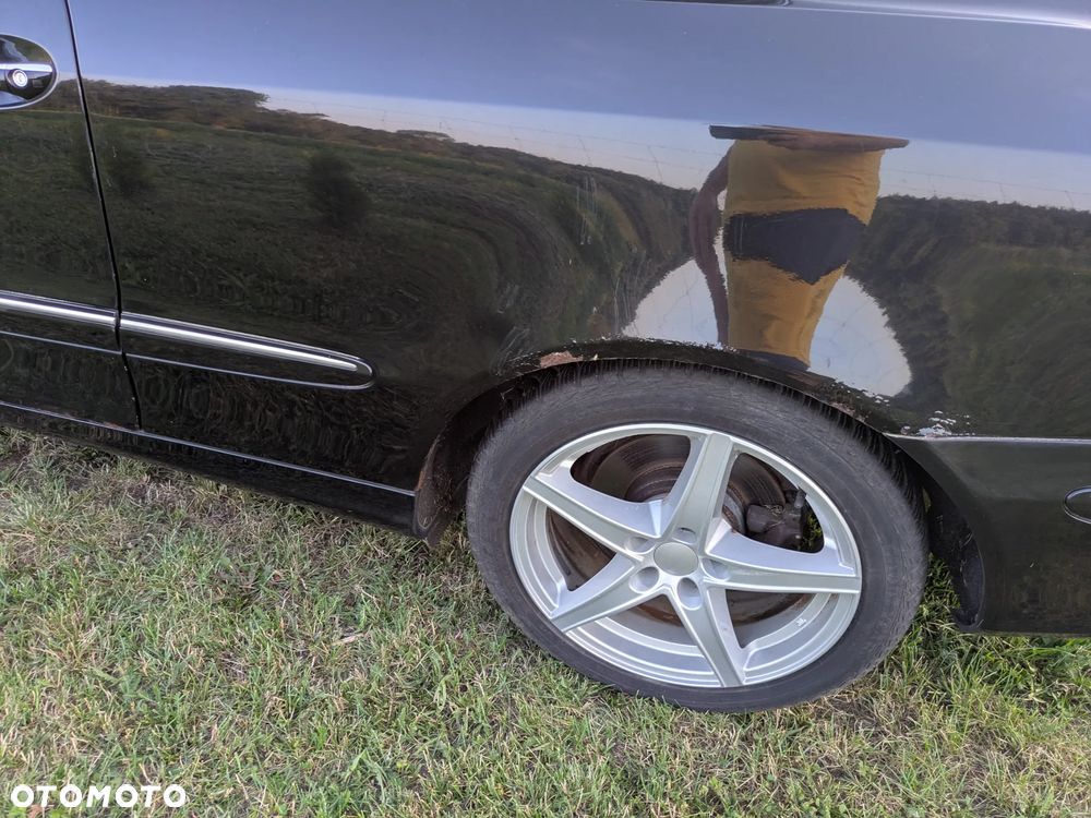 Mercedes-Benz CLK - 8