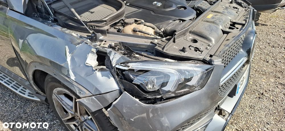 Mercedes-Benz GLE 400 d 4Matic 9G-TRONIC AMG Line - 18