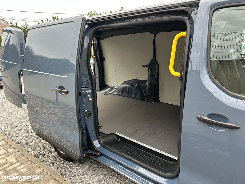 Opel Vivaro 1.5 - 10