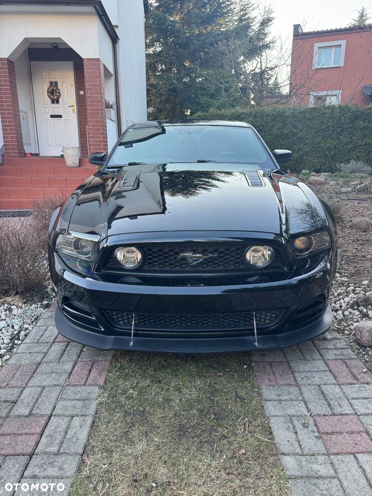 Ford Mustang 5.0 V8 GT - 4