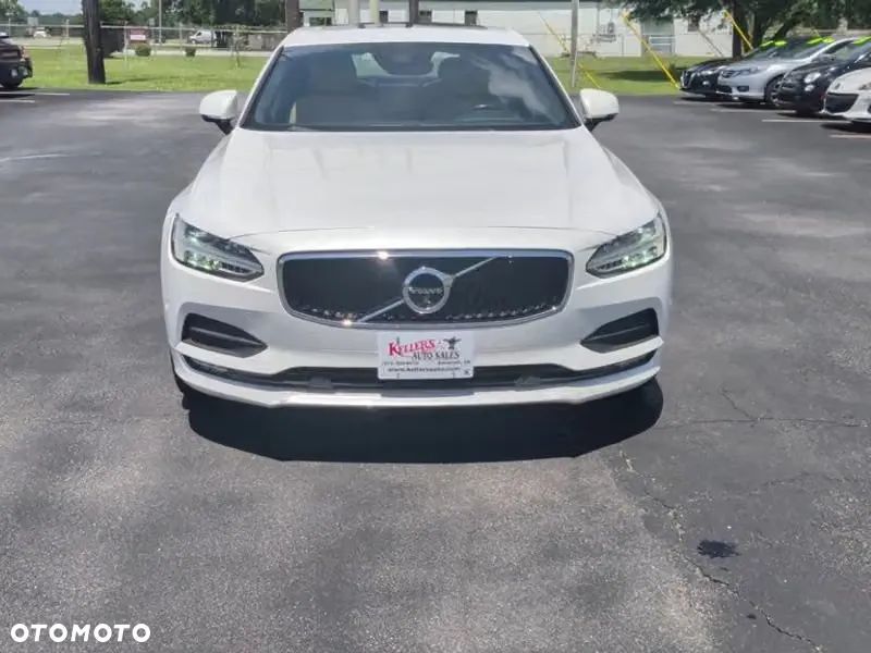 Volvo S90 - 4
