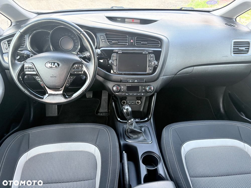 Kia Ceed 1.6 GDI XL - 7