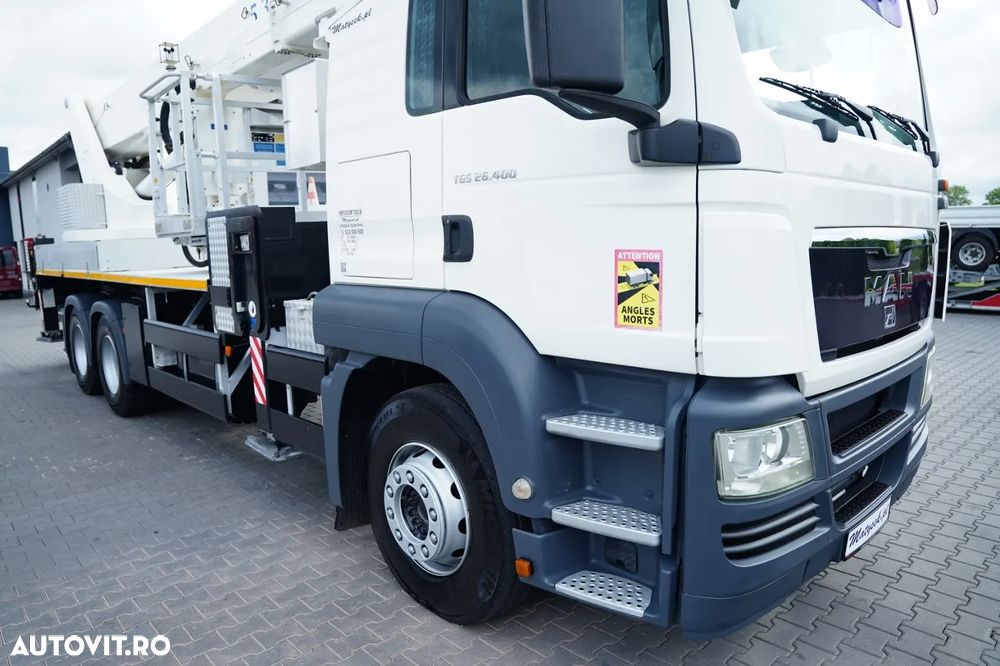 MAN TGS 26.400 / Platformă de lucru aeriană / 6x4 / PALFINGER WT 530 / ÎNĂLȚIME DE LUCRU 53 M / / CAPACITATE DE RIDICARE 600 KG - 5 PERSOANE / MANUALĂ - 17
