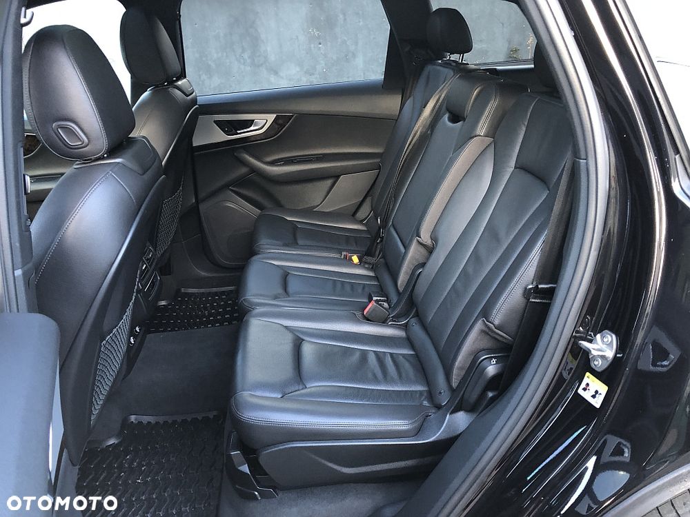 Audi Q7 - 12