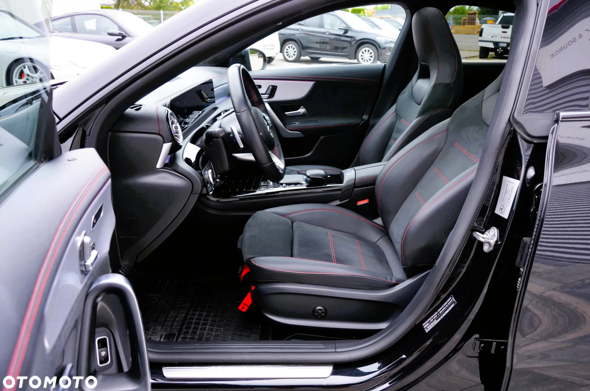 Mercedes-Benz CLA 220 AMG Line 7G-DCT - 10