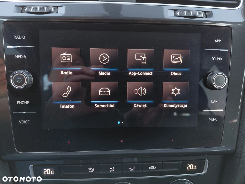 Volkswagen Golf 1.0 TSI BMT Comfortline - 19