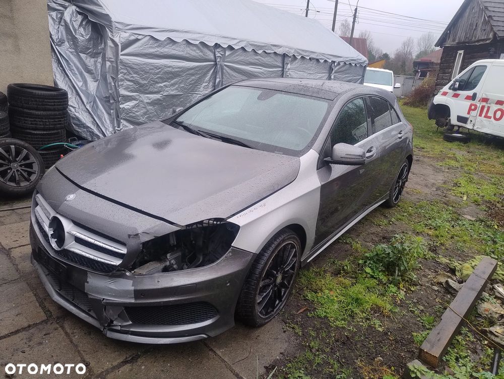 Mercedes-Benz Klasa A 200 (BlueEFFICIENCY) 7G-DCT AMG Sport - 6