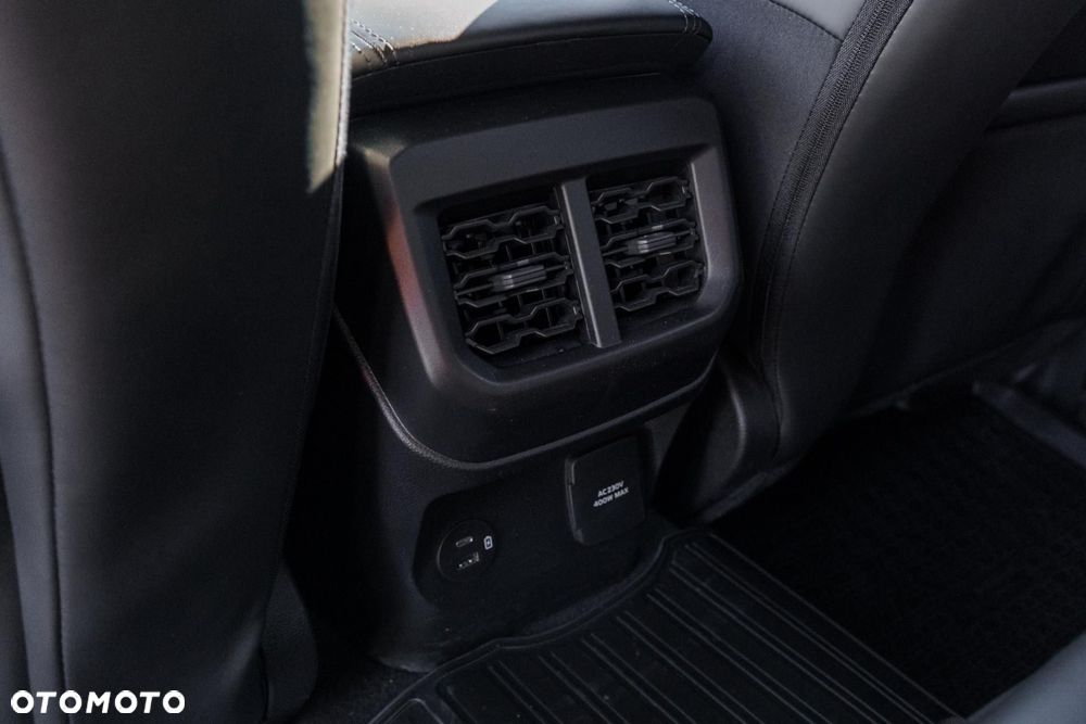 Ford Ranger Raptor - 37