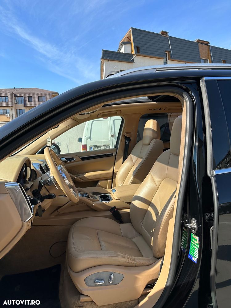 Porsche Cayenne 3.0TD TipTronic - 6