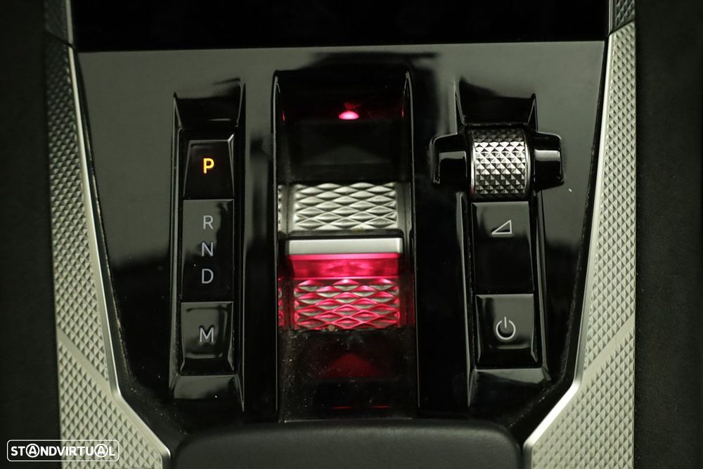 DS DS4 4 1.2 PureTech Performance Line EAT8 - 14