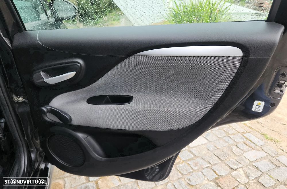 Fiat Punto Evo 1.4 Dynamic Style - 18