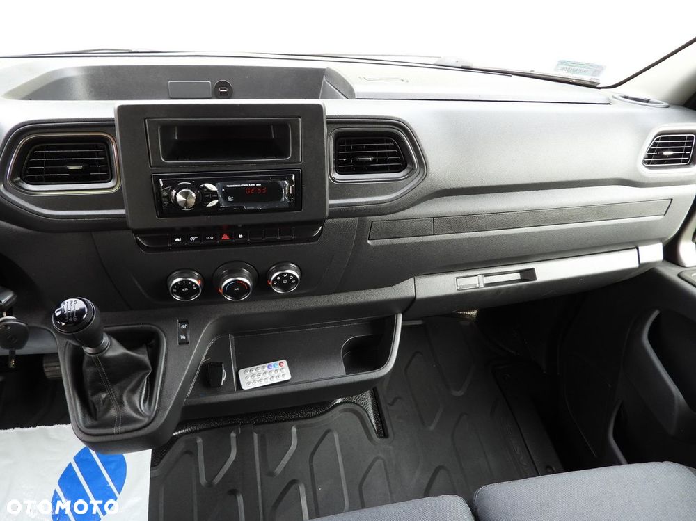 Renault MASTER PLANDEKA 10 PALET WEBASTO TEMPOMAT LEDY PNEUMATYKA KLIMATYZACJA  165KM - 32