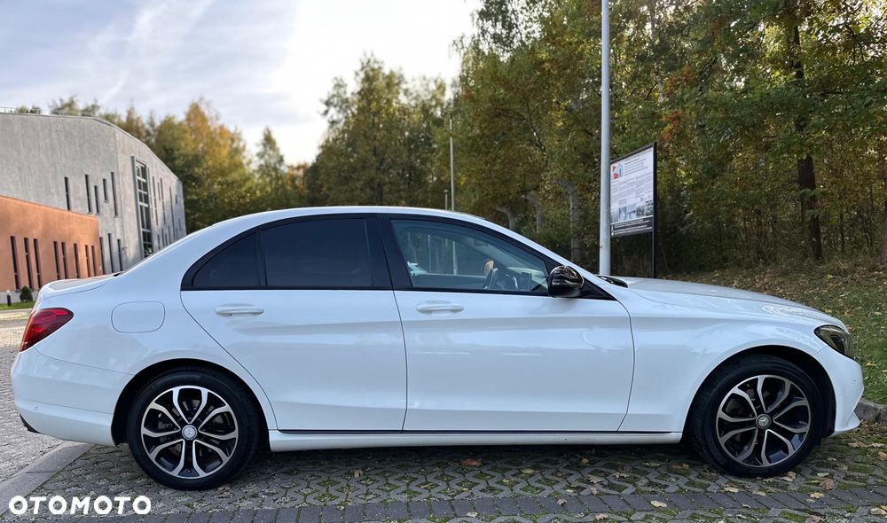 Mercedes-Benz Klasa C 180 7G-TRONIC - 8