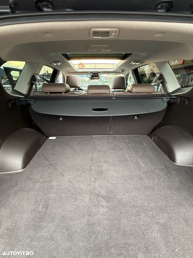 Hyundai Santa Fe - 23