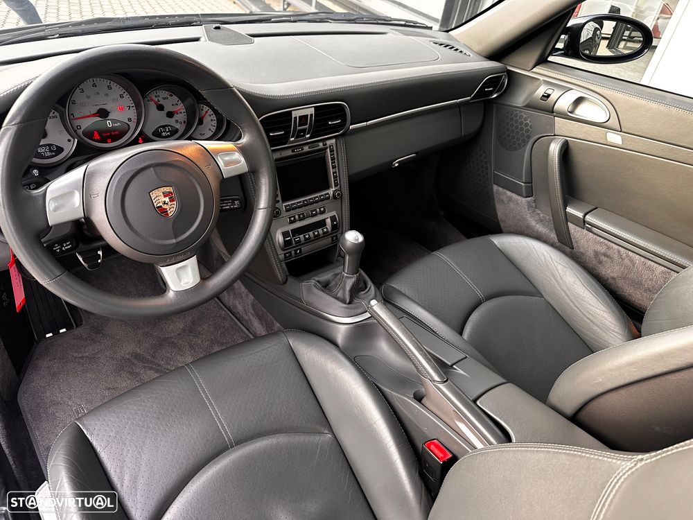Porsche 911 (997) - 8