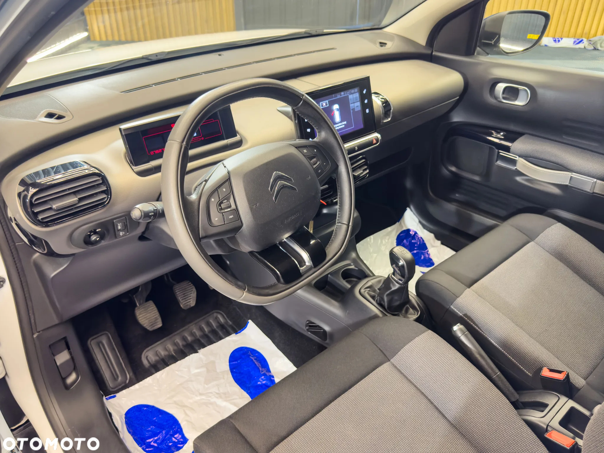 Citroën C4 Cactus 1.2 PureTech Live - 24