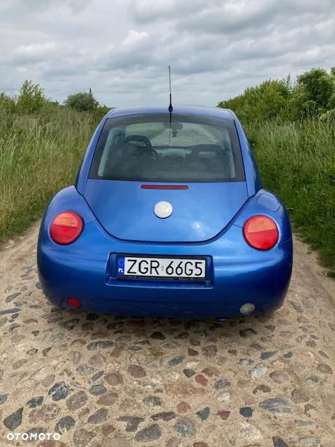 Volkswagen New Beetle 2.0 - 4