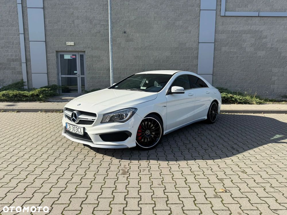 Mercedes-Benz CLA 45 AMG 4-Matic - 6