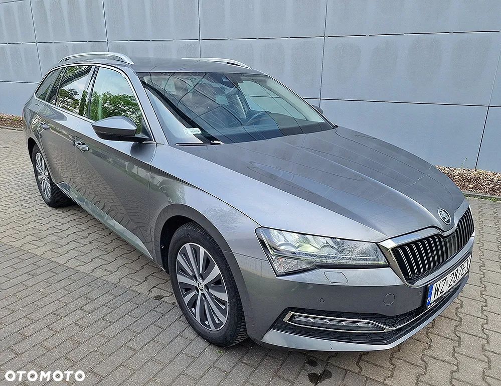 Skoda Superb 2.0 TDI SCR Style DSG - 8