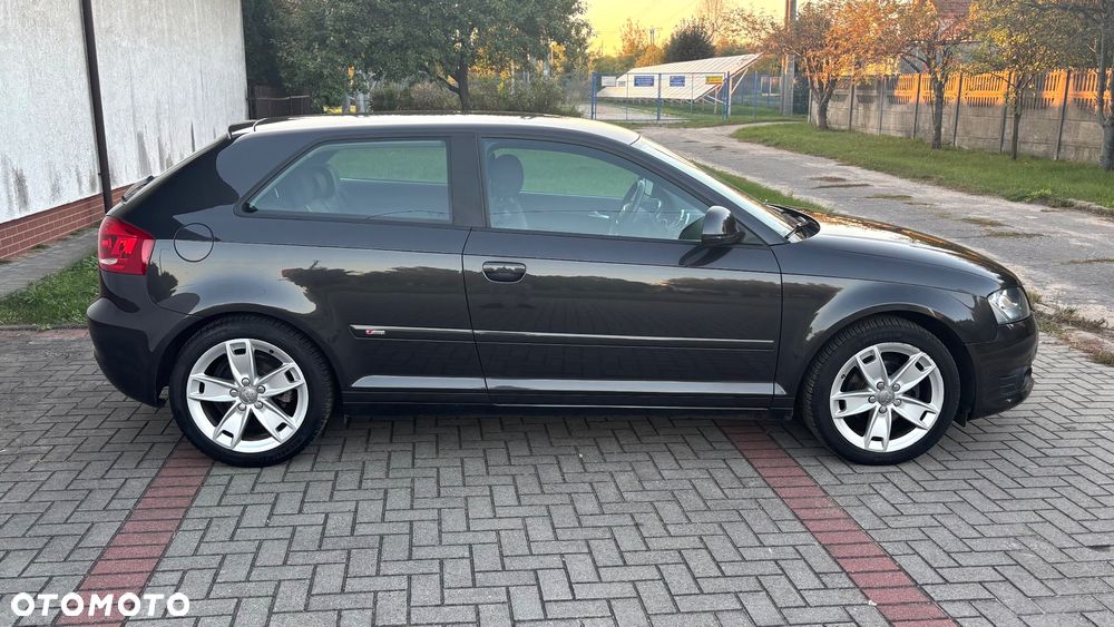 Audi A3 1.6 Attraction - 17