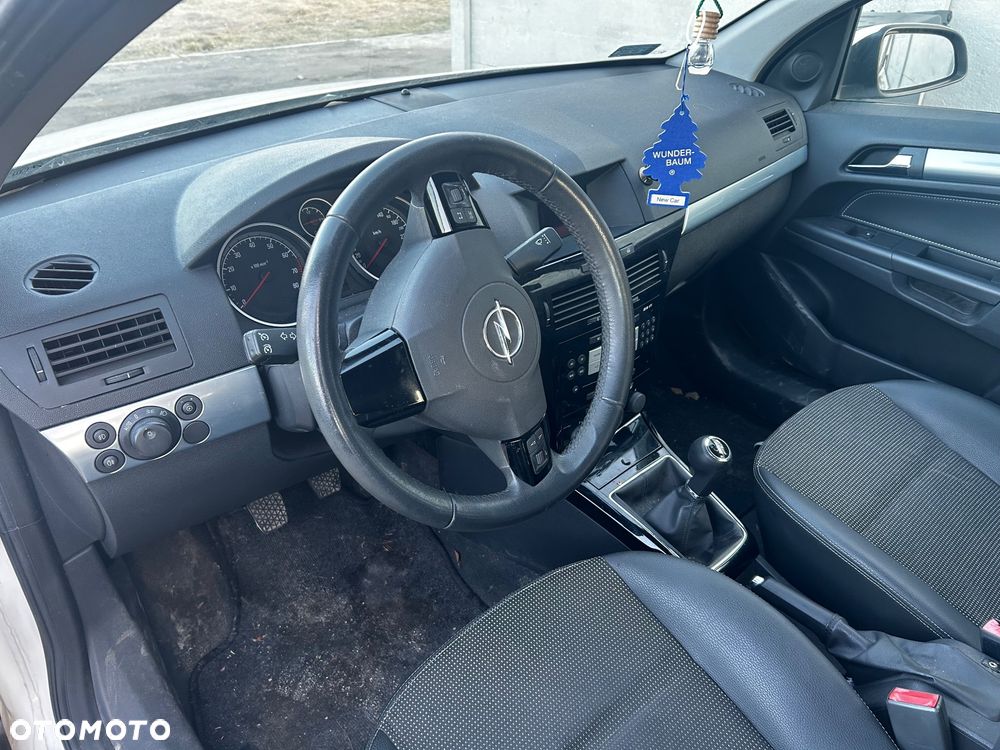 Opel Astra 1.4 - 13