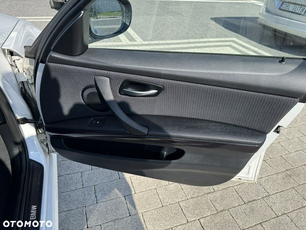 BMW Seria 3 - 30