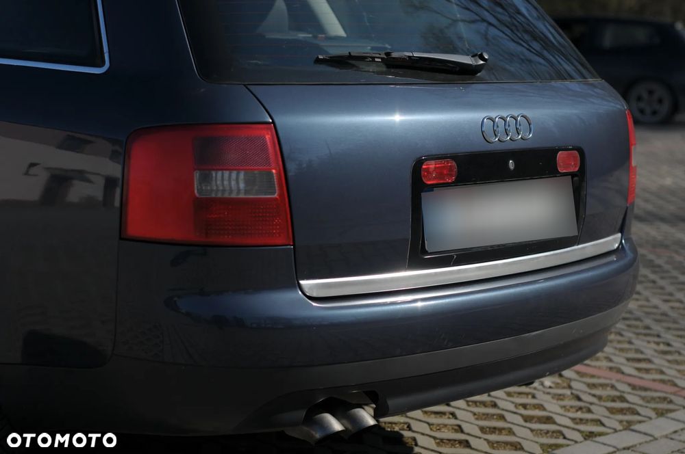 Audi A6 Avant 2.5 TDI - 12