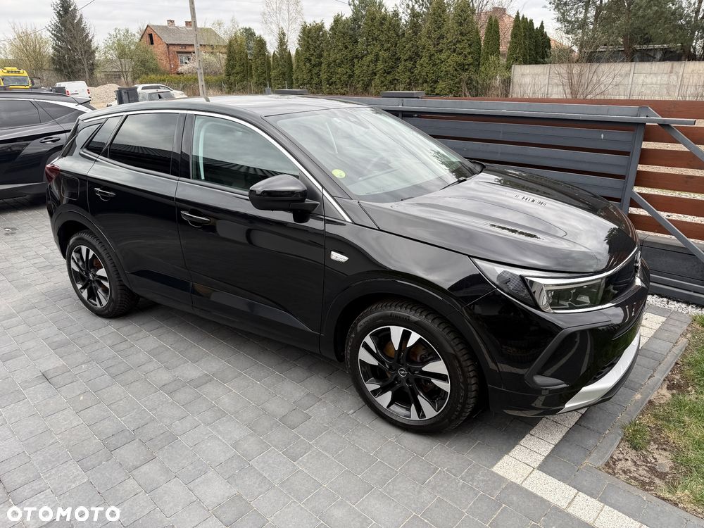 Opel Grandland 1.5 D Automatik Business Elegance - 1