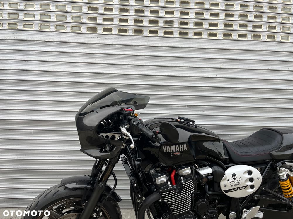 Yamaha XJR - 31