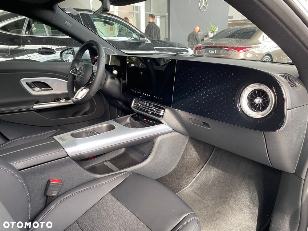 Mercedes-Benz CLA - 21