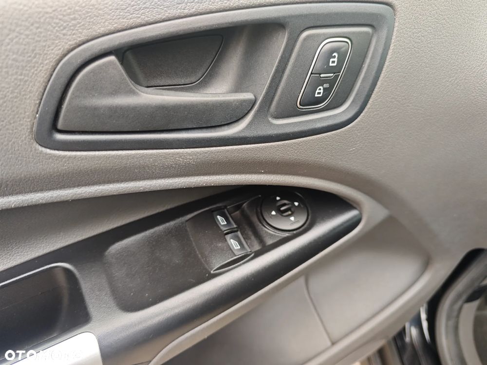 Ford Transit Connect - 20
