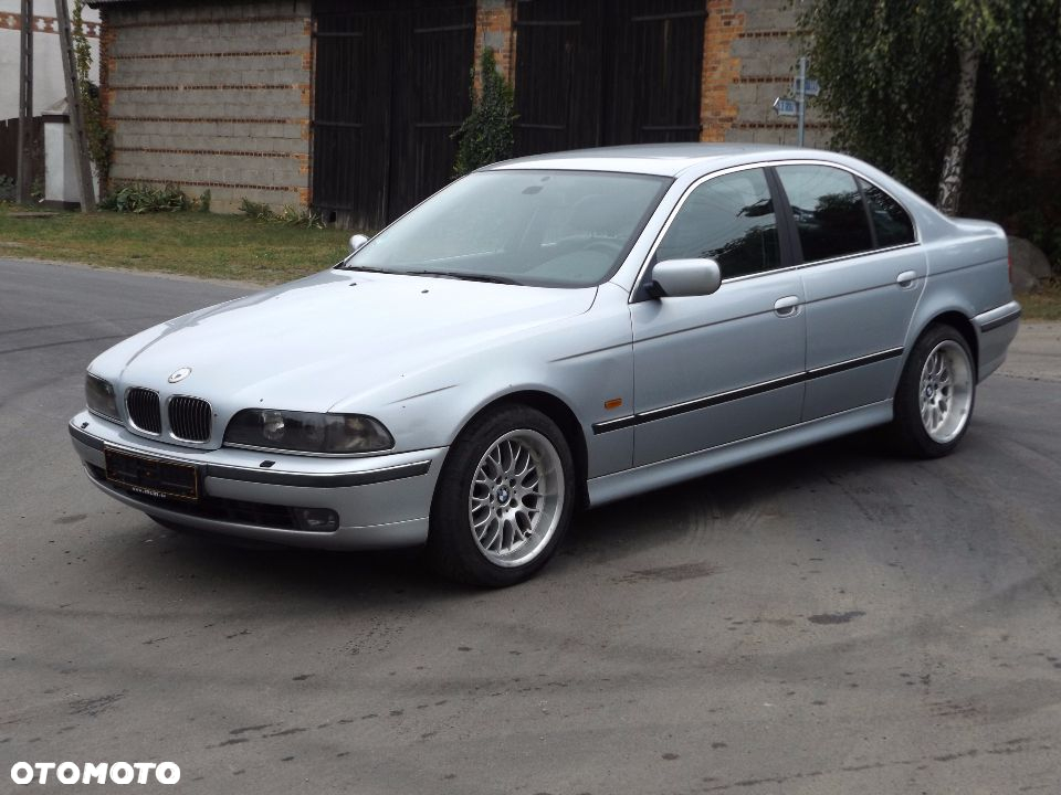 BMW Seria 5 - 16