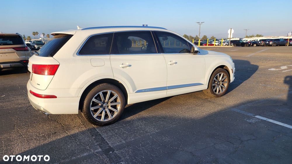 Audi Q7 - 17