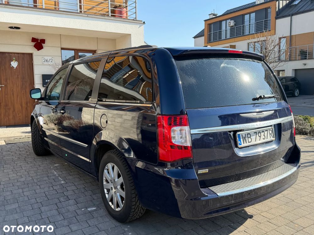 Chrysler Town & Country 3.6 Touring - 17