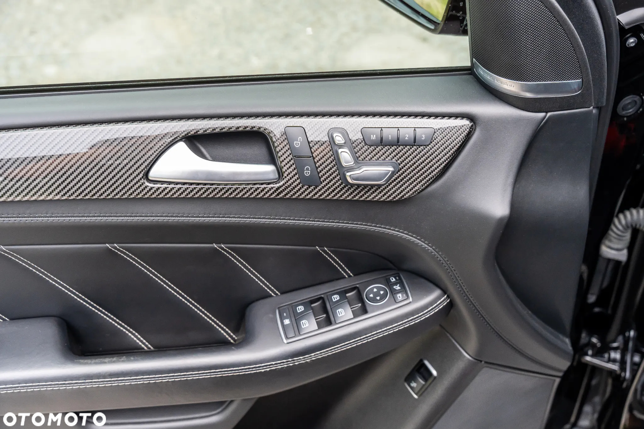 Mercedes-Benz GLE AMG Coupe 63 4-Matic - 24