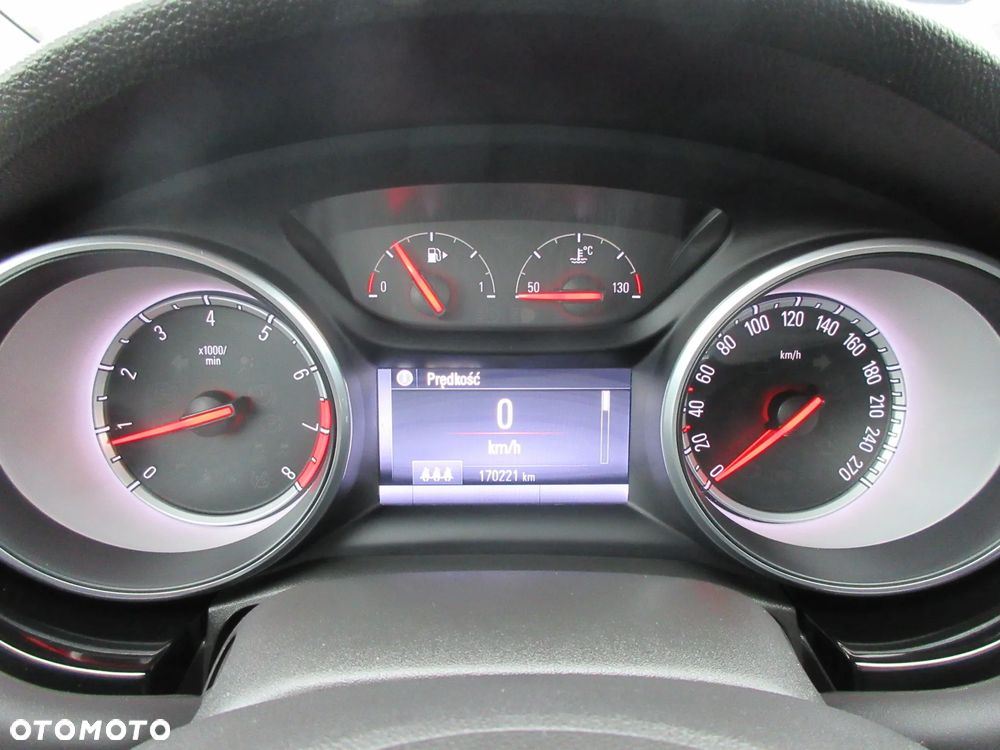 Opel Astra 1.4 Turbo Innovation - 17