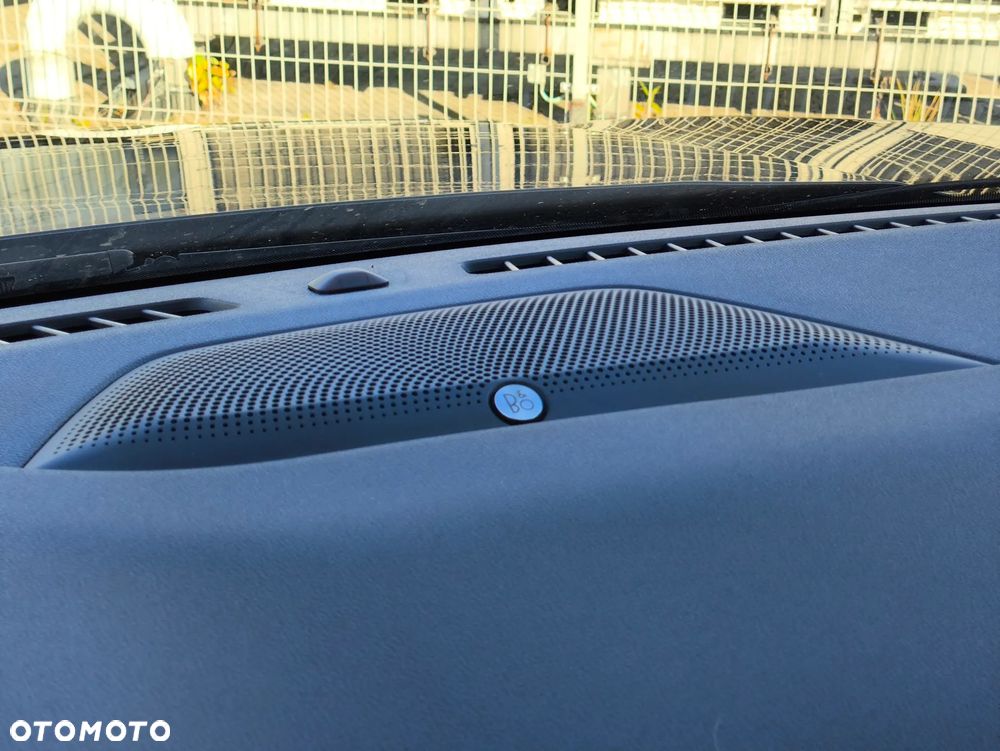 Ford Kuga 2.0 EcoBlue 4x4 TITANIUM X - 20