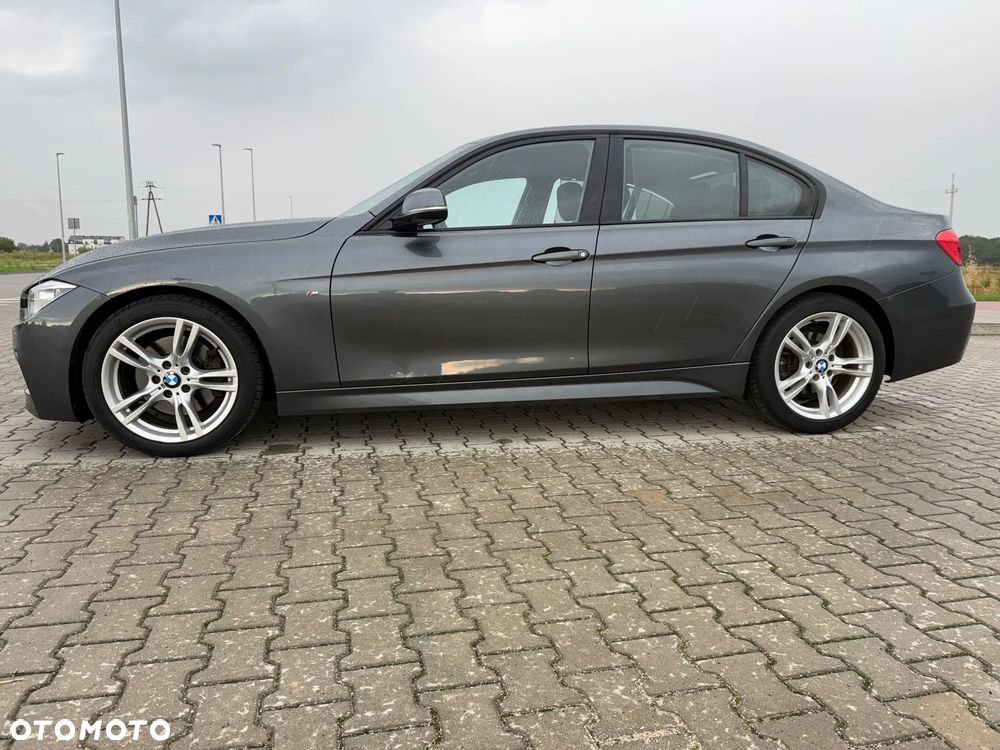 BMW Seria 3 328i Sport-Aut Sport Line - 15