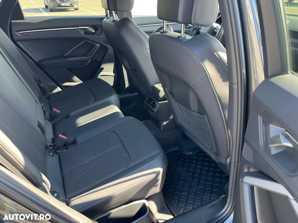 Audi Q3 Sportback 2.0 40 TFSI quattro S tronic S Line - 28