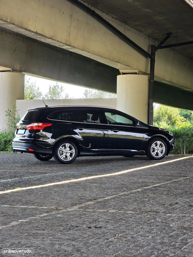 Ford Focus 1.0 EcoBoost S&S Champions Edition - 21