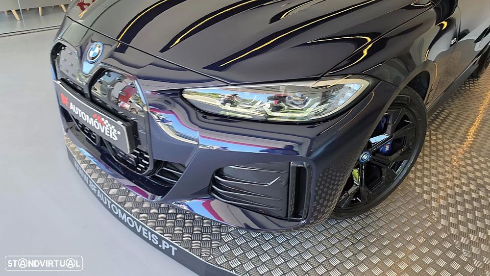 BMW i4 eDrive35 Pack Desportivo M Pro - 28