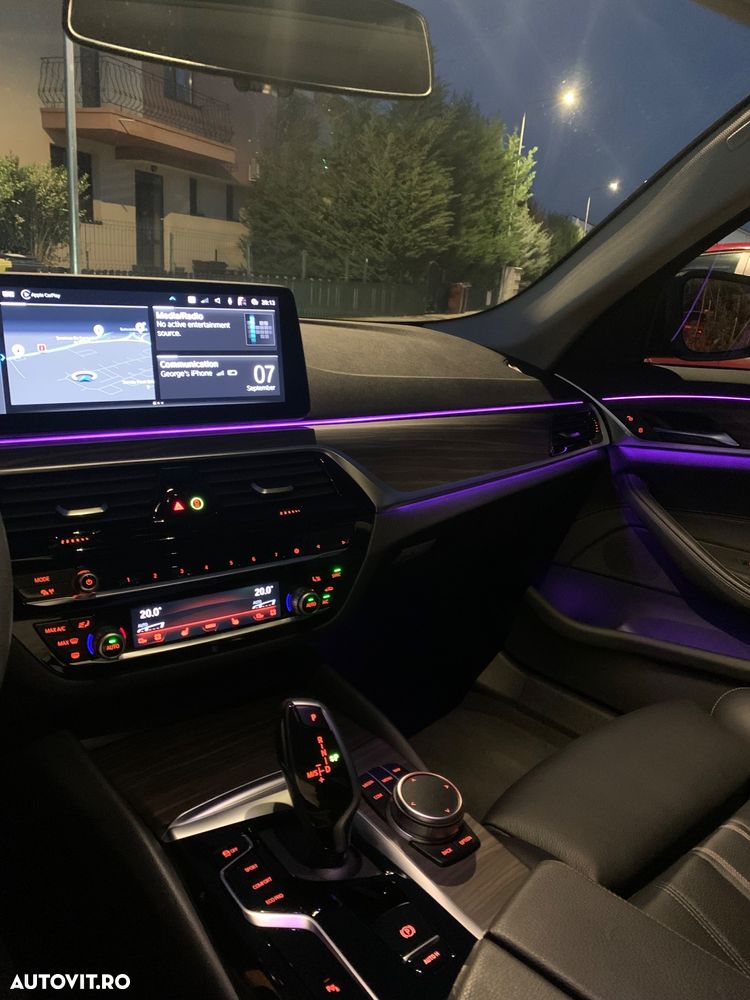 BMW Seria 5 520d Aut. - 7