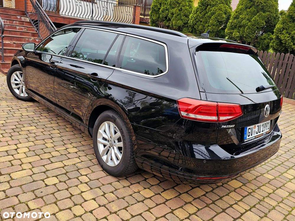 Volkswagen Passat Variant 2.0 TDI DSG (BlueMotion Technology) Comfortline - 9