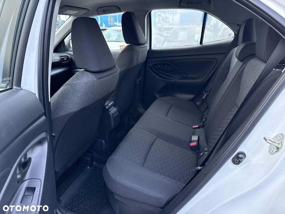 Toyota Yaris Cross Hybrid 1.5 Comfort - 12