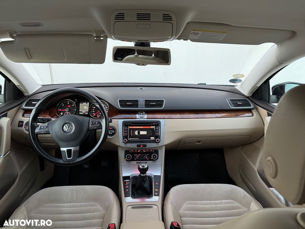Volkswagen Tiguan - 9