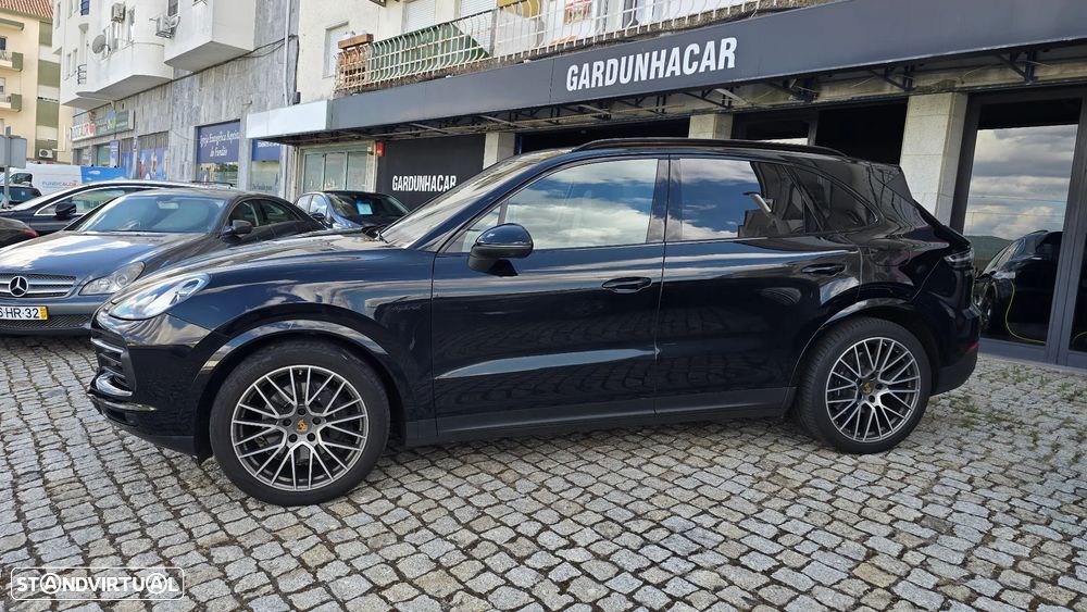 Porsche Cayenne - 20