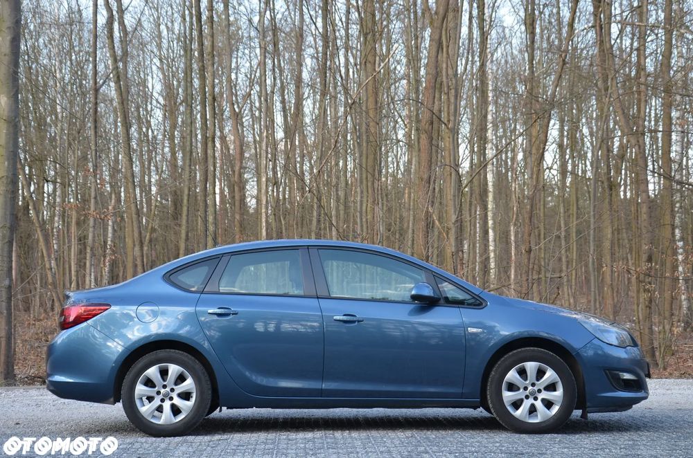 Opel Astra 1.6 Active - 8