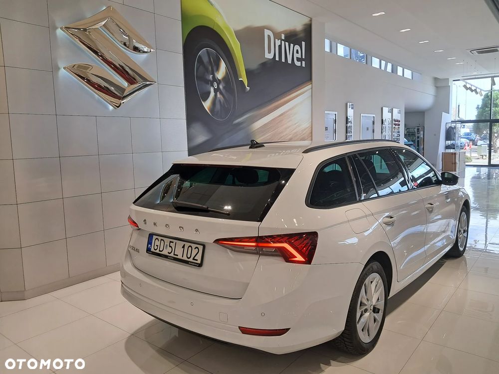 Skoda Octavia 2.0 TDI Style DSG - 4