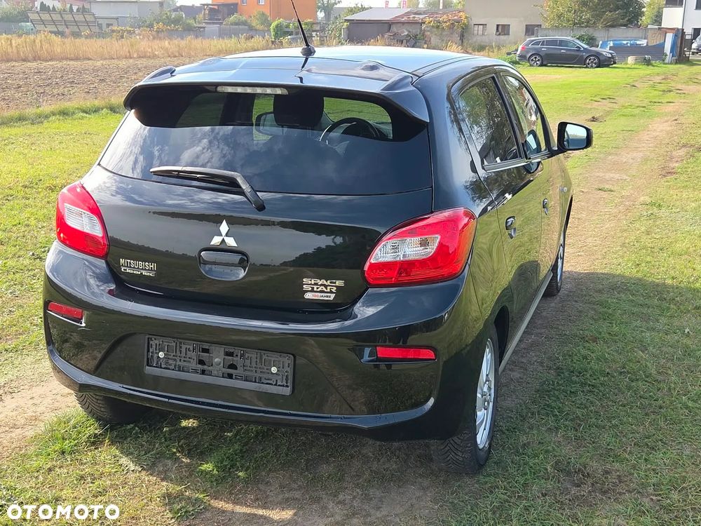 Mitsubishi Space Star - 8