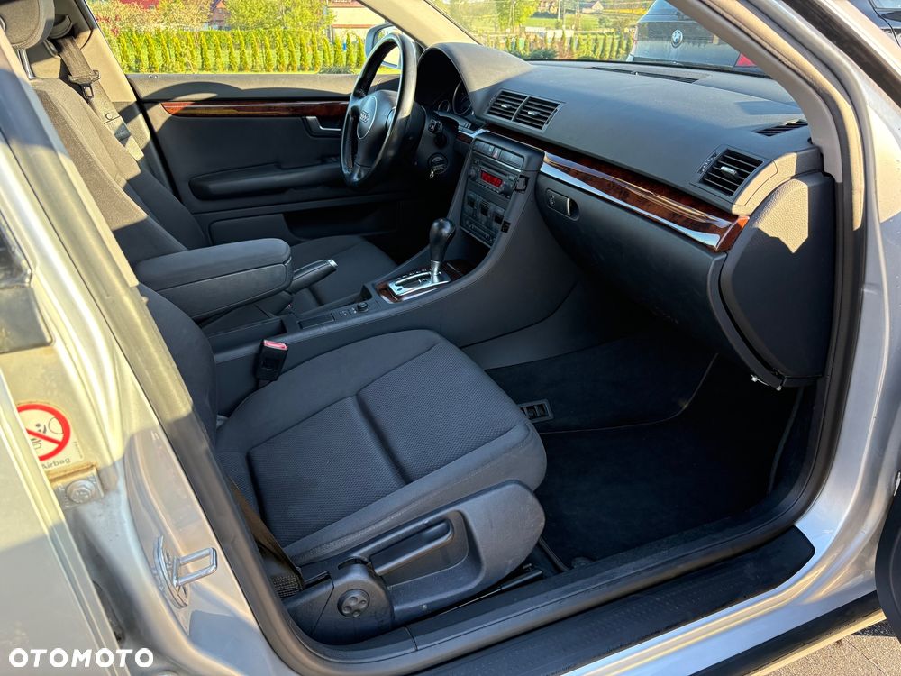 Audi A4 Avant - 8